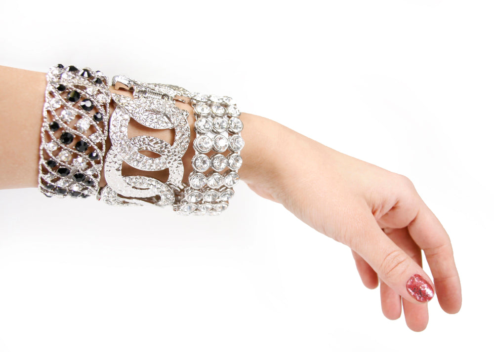 Mastering the Art of Jewelry Stacking: Layering Tips